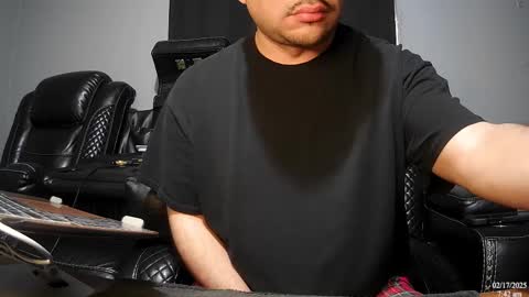 Snapshot of latinstud7 chatting on February 17, 1:42 pm Nico online show from February 17, 1:42 pm