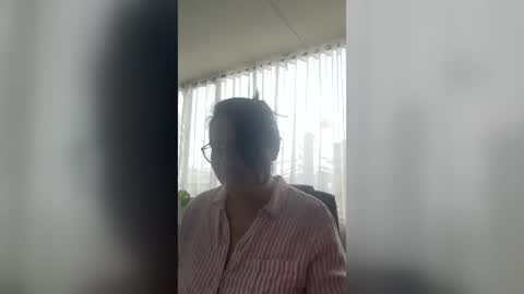 Snapshot of latinwishes chatting on July 9, 8:13 pm Julieta online show from July 9, 8:13 pm