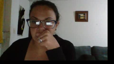 Snapshot of lau16310 chatting on March 5, 11:34 pm Laura online show from March 5, 11:34 pm