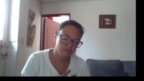 Snapshot of lau16310 chatting on March 13, 3:29 pm Laura online show from March 13, 3:29 pm