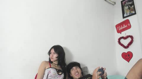 laura_and_kevin online show from February 14, 9:22 pm