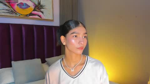 Laura online show from May 21, 11:50 am