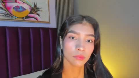 Laura online show from May 26, 12:01 pm
