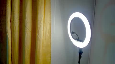 Snapshot of laura_bassi chatting on March 3, 2:18 am Laura Bassi online show from March 3, 2:18 am