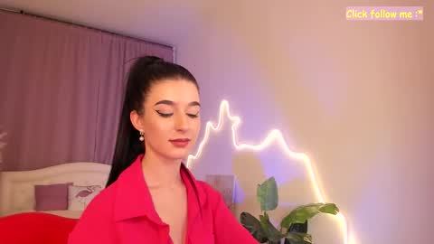 Snapshot of laura_coy chatting on February 27, 8:31 pm Laura online show from February 27, 8:31 pm