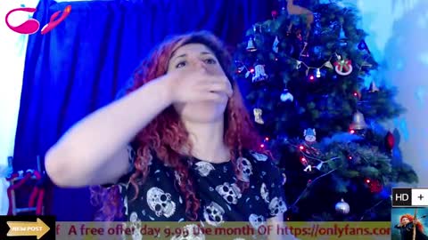 Snapshot of laura_fountain_ chatting on January 4, 12:37 am weedcam Curly Laura OF online show from January 4, 12:37 am