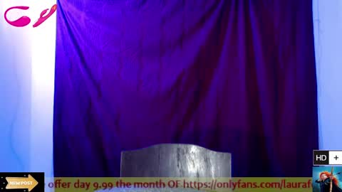 Snapshot of laura_fountain_ chatting on January 16, 5:01 pm weedcam Curly Laura OF online show from January 16, 5:01 pm