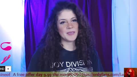 Snapshot of laura_fountain_ chatting on March 5, 9:59 pm weedcam Curly Laura OF online show from March 5, 9:59 pm