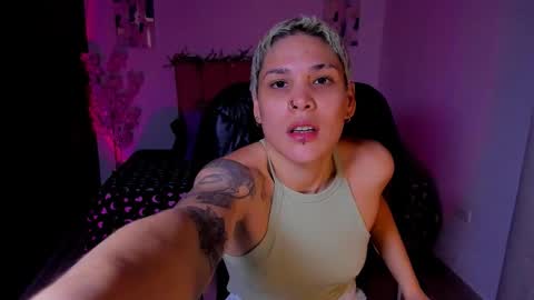 Laura Rose online show from October 8, 12:58 pm