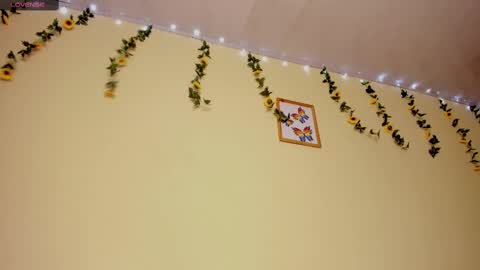 laura_summer online show from September 13, 2:44 am