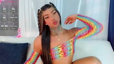 Laura online show from March 26, 4:29 am