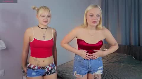 Leila online show from January 10, 6:31 pm