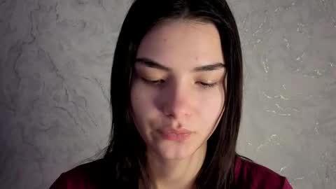 Snapshot of lauraback chatting on February 13, 7:37 am Laura online show from February 13, 7:37 am