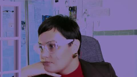 lauradavidsons online show from September 24, 9:07 pm