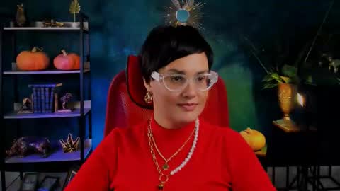 lauradavidsons online show from October 31, 5:36 pm