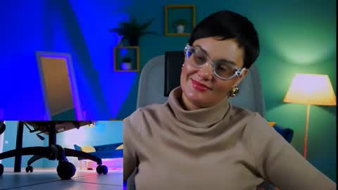 lauradavidsons online show from November 30, 4:11 pm