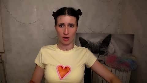 Laura online show from May 20, 10:21 am