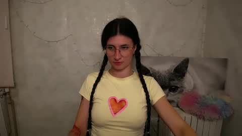 Laura online show from May 30, 7:05 am