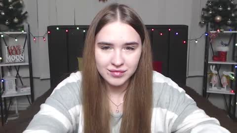 Snapshot of laurahlot chatting on January 10, 1:21 am LauraHlot online show from January 10, 1:21 am