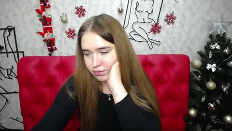 Snapshot of laurahlot chatting on January 12, 2:14 am LauraHlot online show from January 12, 2:14 am