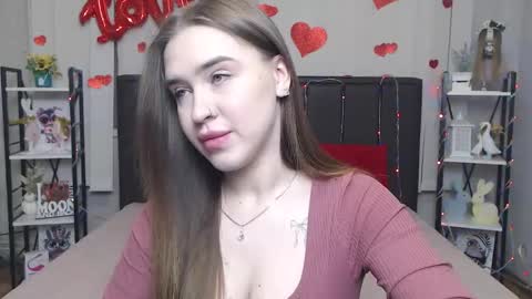 LauraHlot online show from February 3, 6:22 am