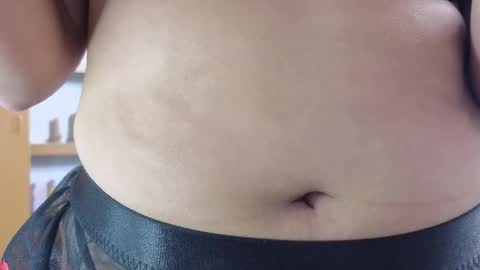 Snapshot of laurasex_21 chatting on September 18, 10:34 pm Laura online show from September 18, 10:34 pm