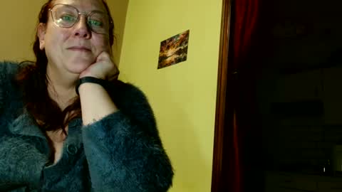 laureanne online show from December 27, 8:28 pm