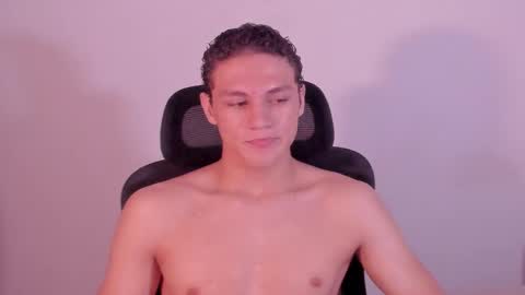 Laureent online show from March 27, 8:26 am