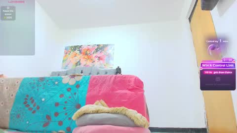 Snapshot of lauren_59 chatting on February 25, 9:46 pm Lauren online show from February 25, 9:46 pm