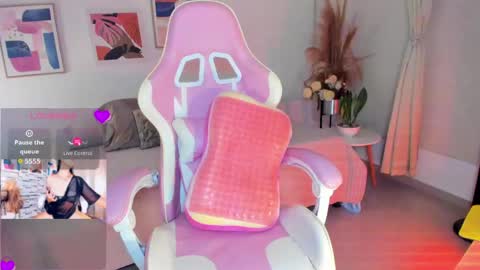 MissLauren online show from May 27, 1:57 am
