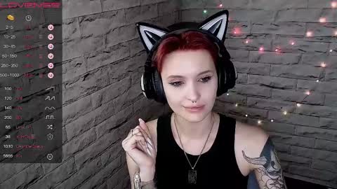 Snapshot of lauren_raquel chatting on May 14, 6:15 pm Eva online show from May 14, 6:15 pm