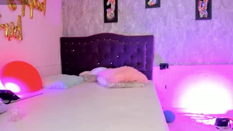 Lulu online show from April 13, 9:53 pm