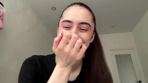 laurenadupuy online show from June 25, 2:43 pm
