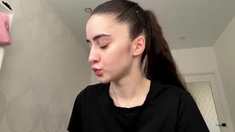 laurenadupuy online show from June 29, 2:28 pm