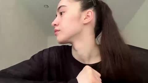 laurenadupuy online show from July 20, 1:24 pm