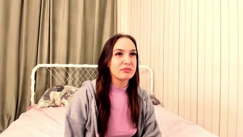 Snapshot of laurencerebillard chatting on November 18, 8:13 pm Victoria online show from November 18, 8:13 pm