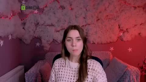 Laure online show from March 11, 2:12 pm