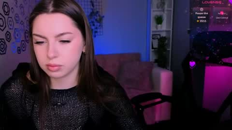 Laure online show from April 15, 9:27 am