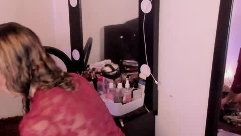 laurenn_111 online show from May 26, 1:01 am