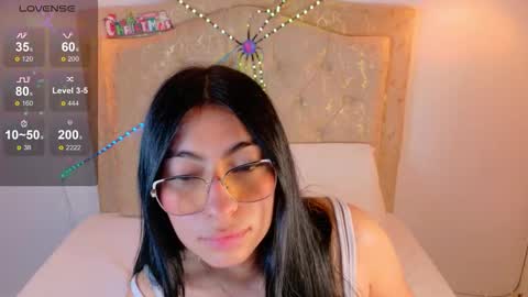 laurenn_smitth online show from December 5, 12:47 pm