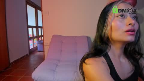 Lucie  online show from December 19, 8:55 pm