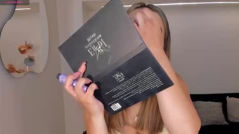 Laurent Rosse  online show from February 17, 8:04 pm