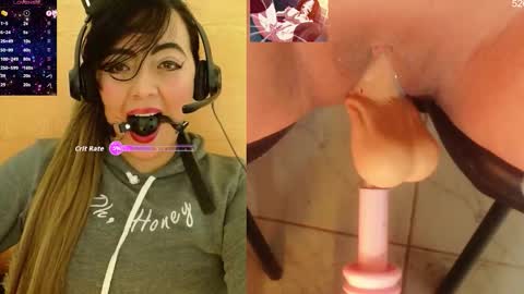 lauriss_ online show from January 13, 1:55 am