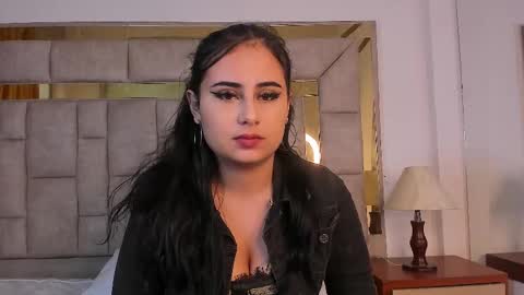 Snapshot of laurynjeffers chatting on March 9, 1:26 pm  LaurynJeffers  online show from March 9, 1:26 pm