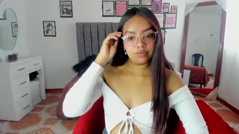 Snapshot of lauu7 chatting on July 15, 3:50 pm lauu7 online show from July 15, 3:50 pm