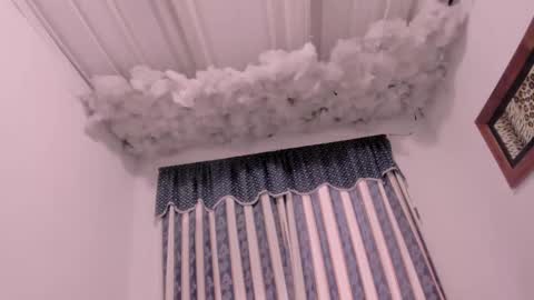 Lauu G online show from November 8, 10:48 am