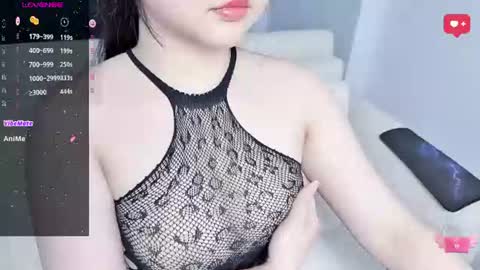 Snapshot of lavender_02 chatting on July 4, 11:22 pm Tina online show from July 4, 11:22 pm