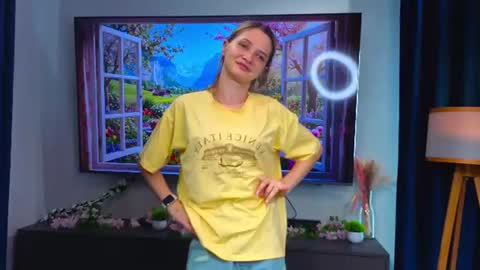 lavernanowack online show from July 30, 6:12 am