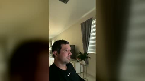 Snapshot of law_cambio chatting on January 7, 9:17 pm law_cambio online show from January 7, 9:17 pm