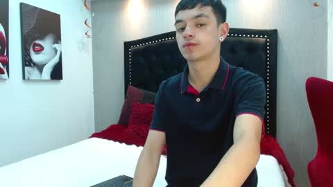 Snapshot of lawford_mike chatting on December 9, 1:34 pm Mike online show from December 9, 1:34 pm